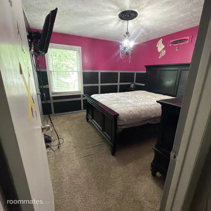 Room for rent in Riverdale, GA $700, house