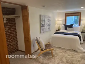 Room for rent in Seattle, WA $1100, house