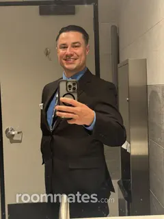 Roommate looking Irvine, CA, $1300