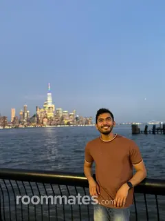 Roommate looking Jersey City NJ, $1600