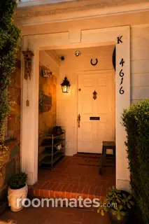 Room for rent in Sherman Oaks, CA $1600, house