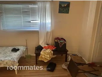 Room for rent in Sacramento, CA $1250, house
