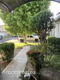 Room for rent in Stockton, CA $1100, house