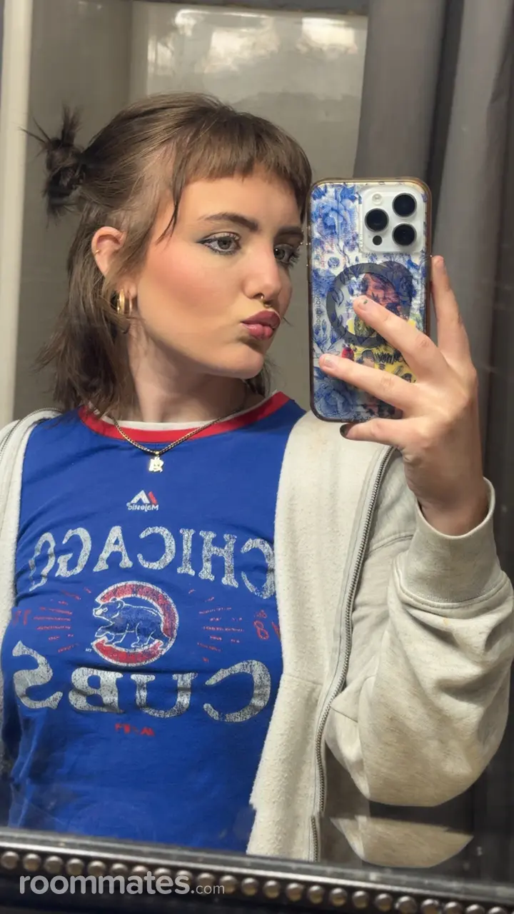 Profile photo 6 of 6