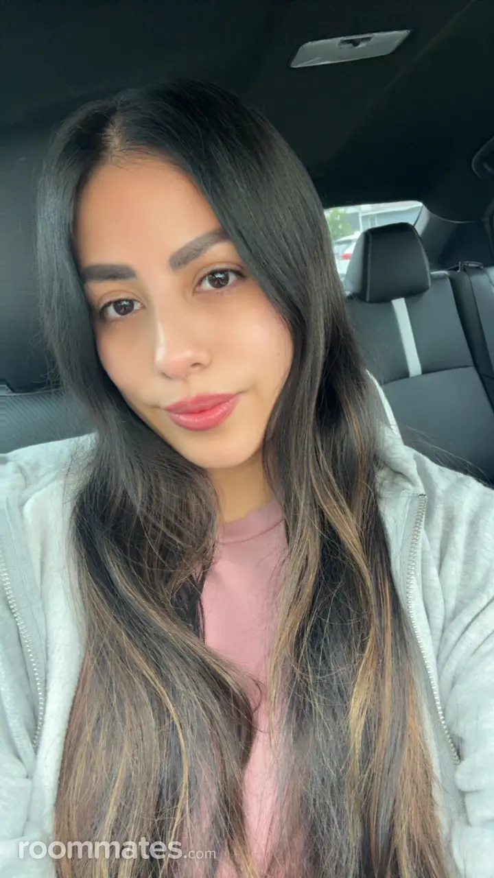 Profile photo 8 of 8