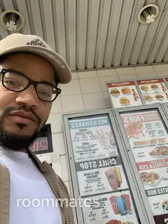 Roommate looking Malden, MA, $1000