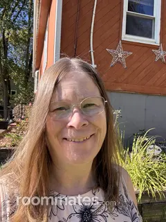 Roommate looking Littleton MA, $2000