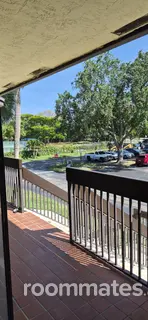 Room for rent in Deerfield Beach, FL $1000, condo