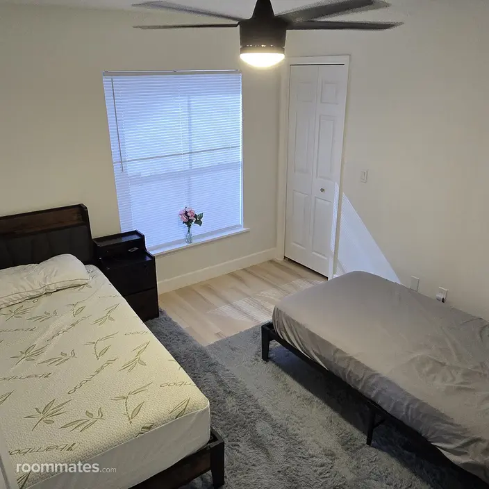 Room for rent in Clearwater, FL $1350, house