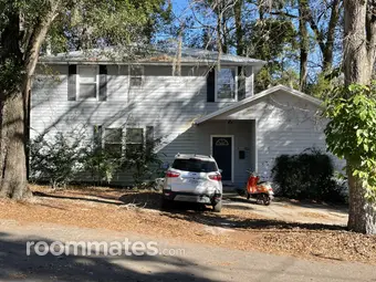 Room for rent in Gainesville, FL $700, house