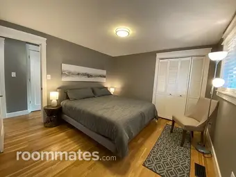 Room for rent in Portland, OR $1000, townhouse
