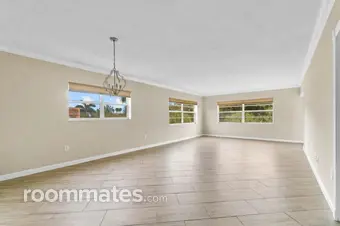 Room for rent in Boca Raton, FL $1150, condo