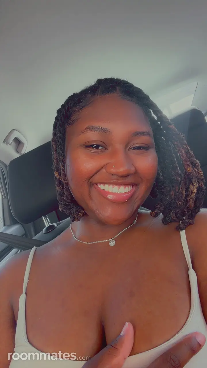 Profile photo 6 of 6