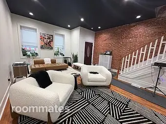 Room for rent in Baltimore, MD $950, townhouse