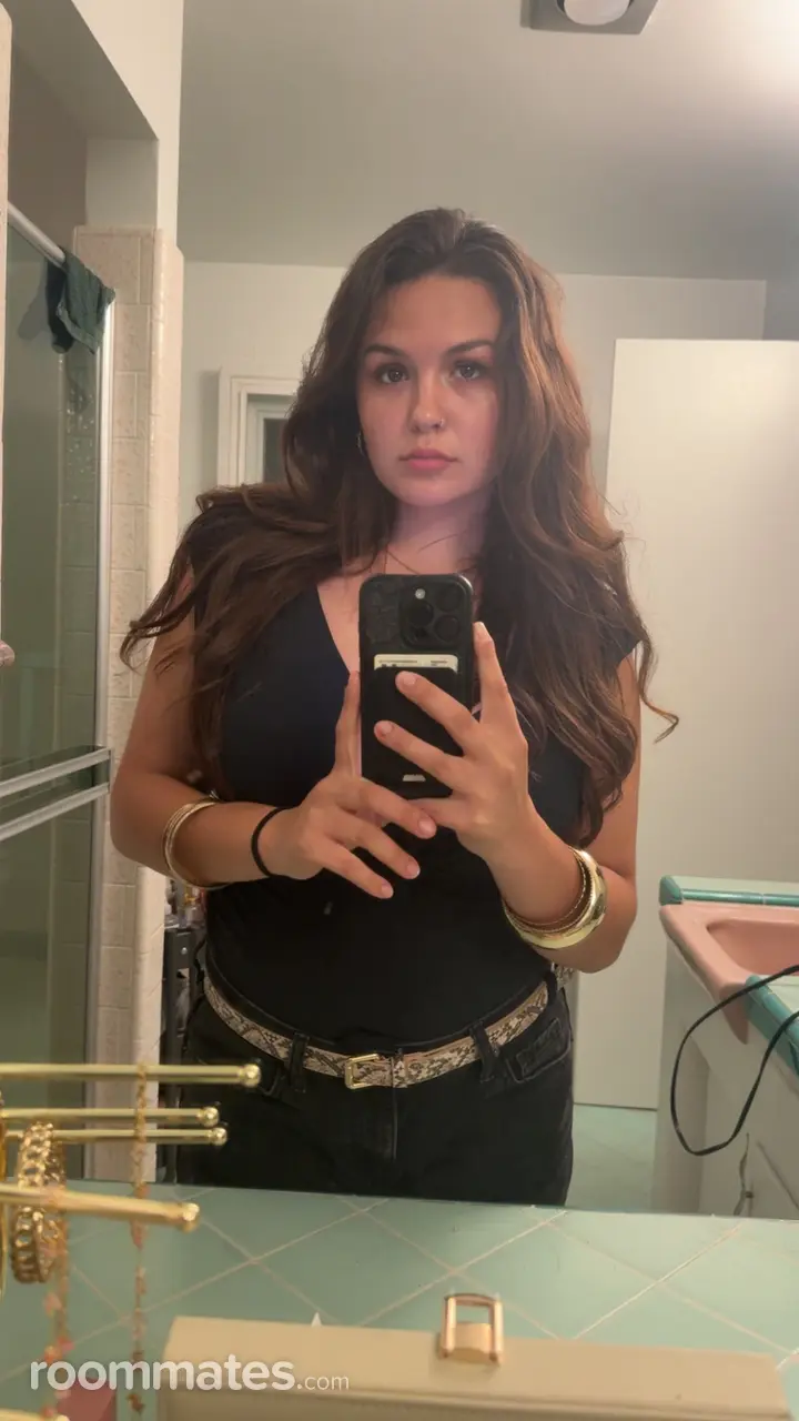 Profile photo 2 of 10