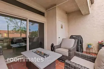 Room for rent in Carlsbad, CA $1800, condo