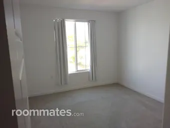 Room for rent in Clovis, CA $1050, house
