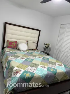 Room for rent in Cape Coral, FL $900, house