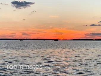 Room for rent in Hampton, VA $1000, house