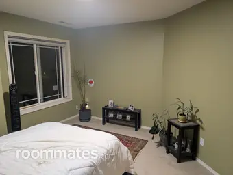 Room for rent in Beaverton, OR $1000, house