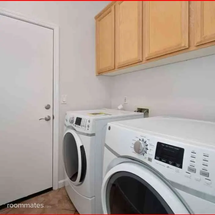 Room for rent in Folsom, CA $900, house
