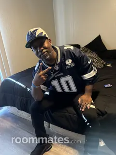 Roommate looking Ontario, CA, $800