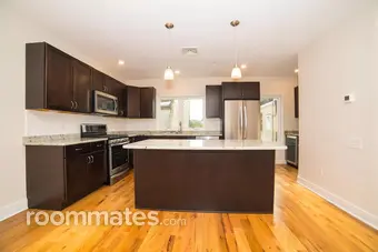 Room for rent in Philadelphia, PA $900, townhouse