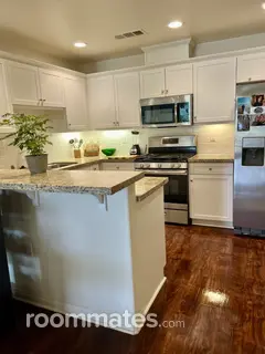 Room for rent in Ventura, CA $2000, condo