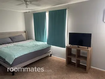 Room for rent in Charlotte, NC $800, townhouse