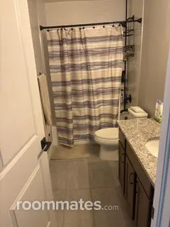 Room for rent in Commerce City, CO $1000, townhouse