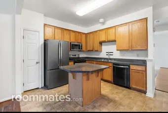 Room for rent in Smyrna, DE $900, townhouse