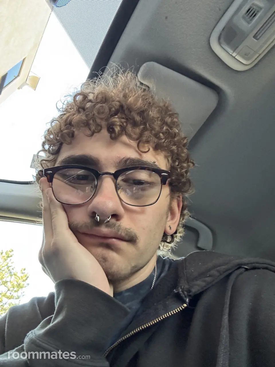 Profile photo 4 of 4