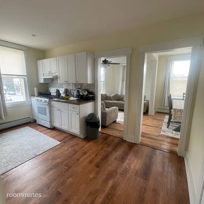 Room for rent in Clifton, NJ $1100, house