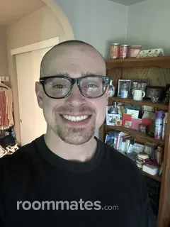 Roommate looking Roseville, CA, $1000