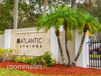 Room for rent in Coral Springs, FL $900, condo