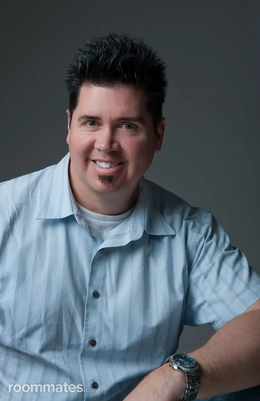 Profile photo 2 of 3