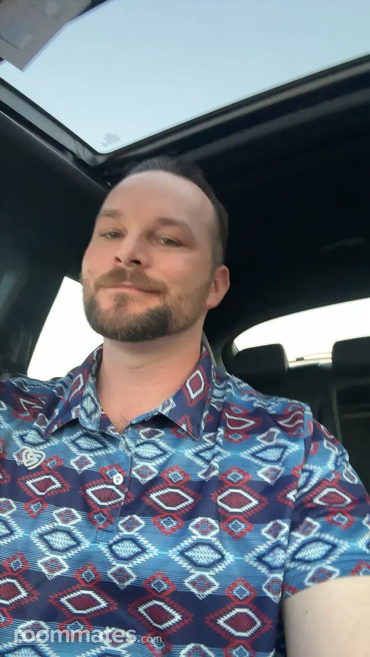 Profile photo 5 of 5