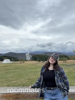 Roommate looking Charlottesville, VA, $1000