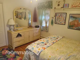 Room for rent in Foxborough, MA $1100, house