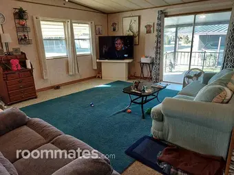 Room for rent in Everett, WA $650, house
