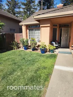 Room for rent in Sacramento, CA $775, house