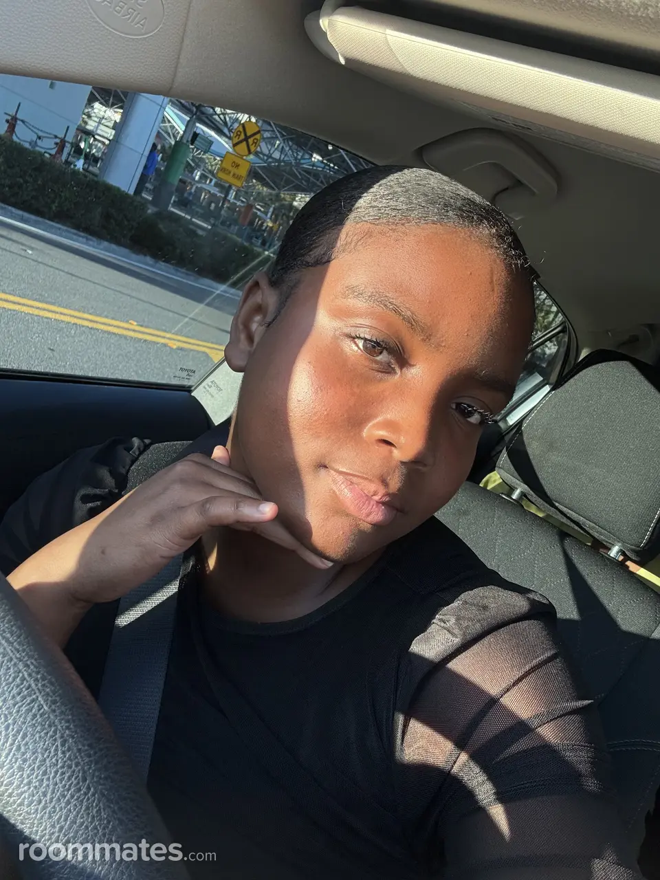 Profile photo 4 of 4