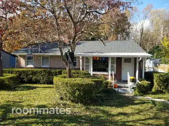 Room for rent in West Columbia, SC $100, house