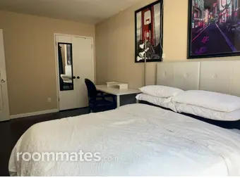 Room for rent in West Hills, CA $1200, house