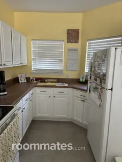 Room for rent in Gulf Breeze, FL $1100, townhouse