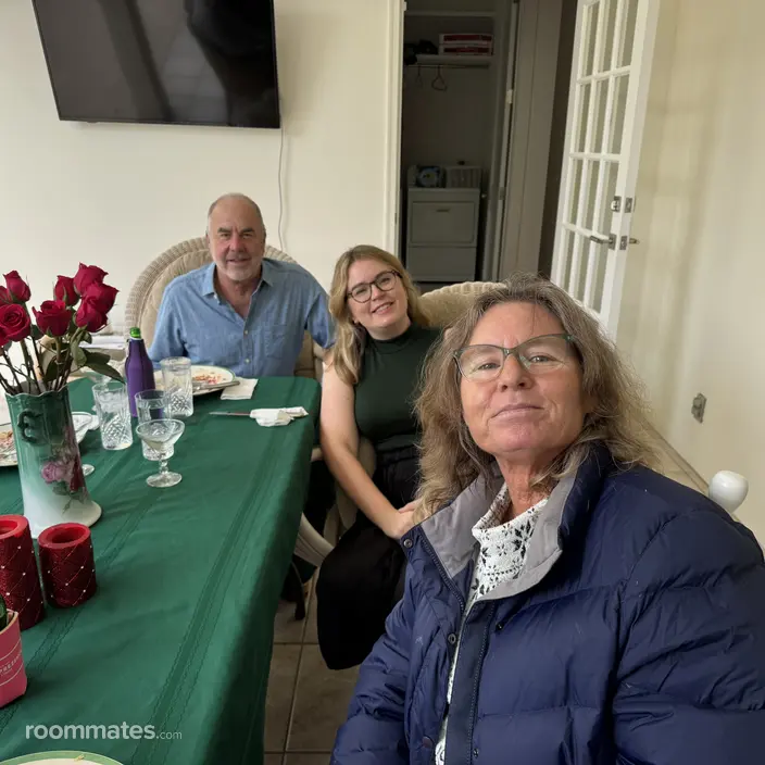 Roommate looking Vero Beach, FL, $900