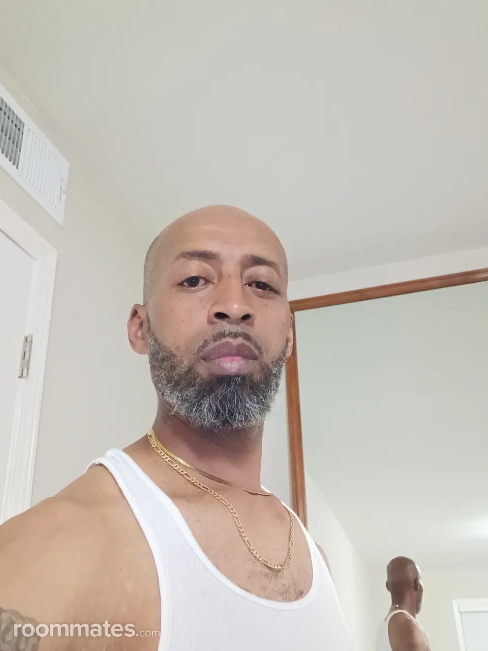 Profile photo 8 of 9