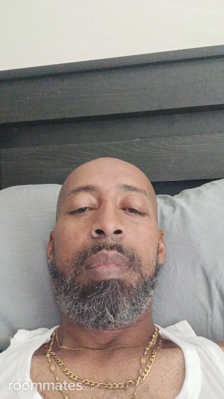 Profile photo 6 of 9
