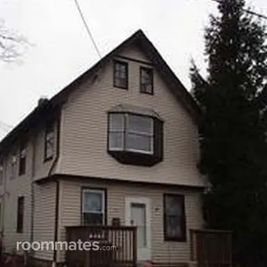Room for rent in West Haven, CT $500, house