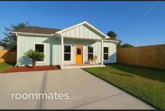 Room for rent in San Leon, TX $1500, house